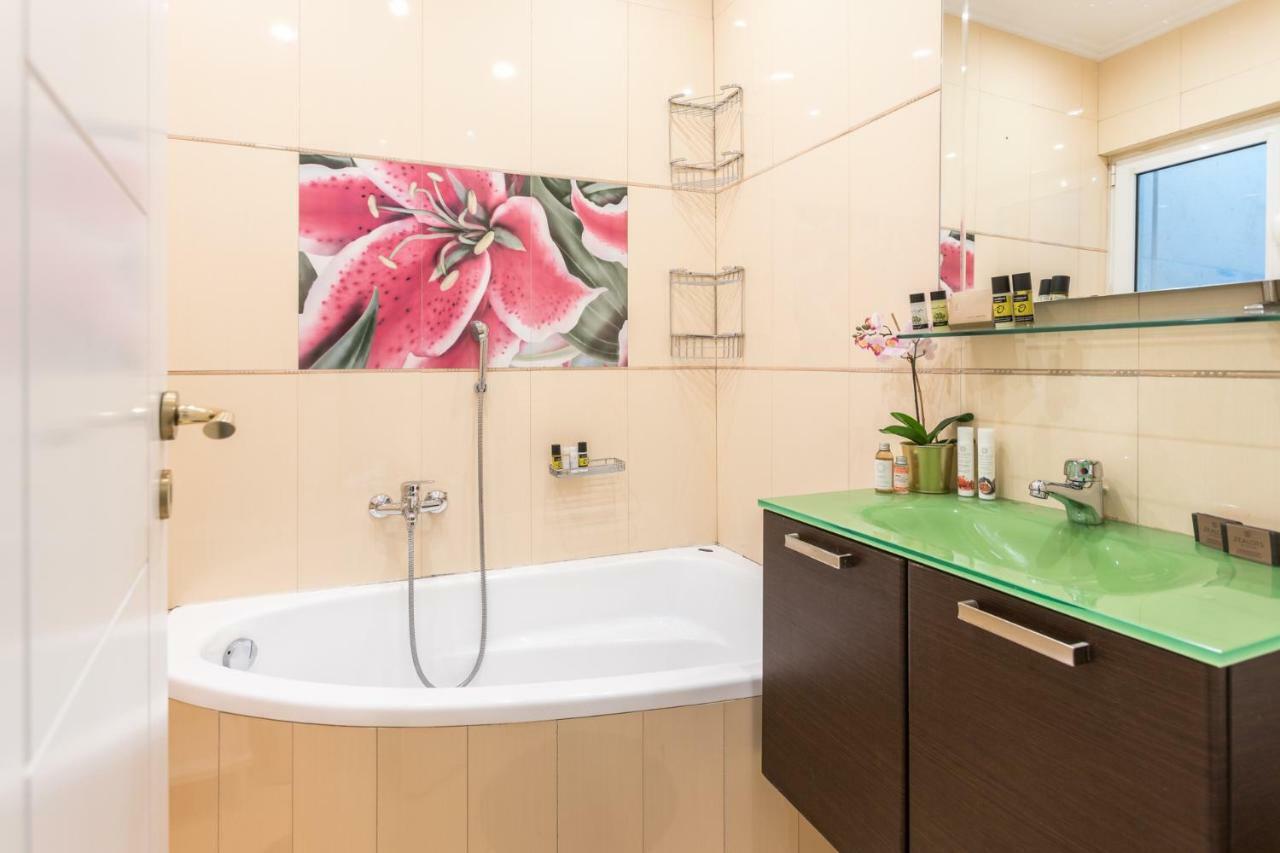 Acropolis Luxury Iris Apartment Athens Ngoại thất bức ảnh